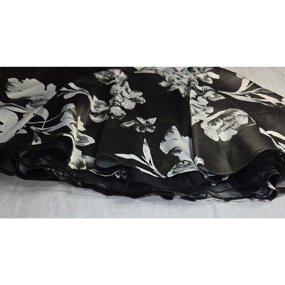 City Studio Skirt 13 Tulle Lined Black Floral Short Skater Flare 32" W x 18" L - Picture 12 of 16